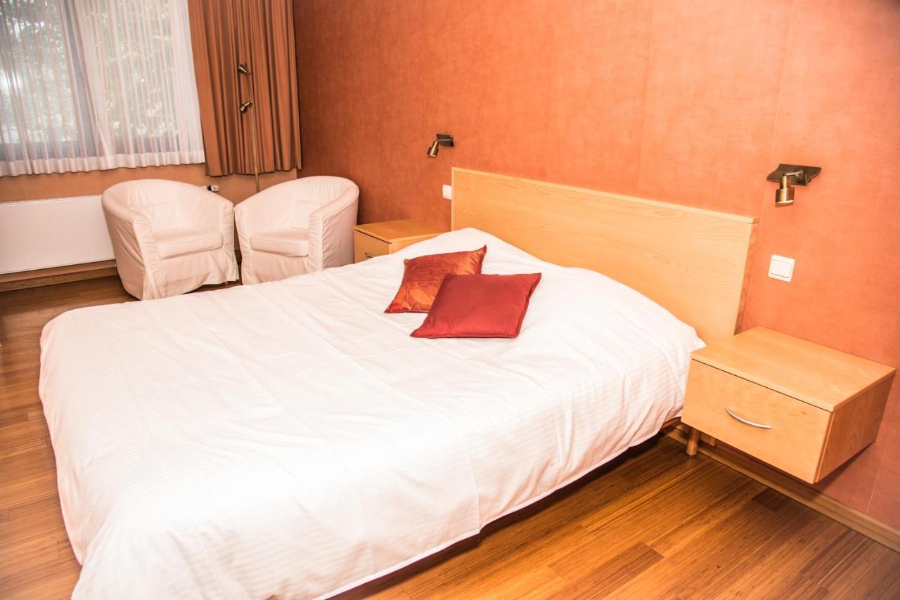 Le Relais Du Marquis Hotel Ittre Buitenkant foto
