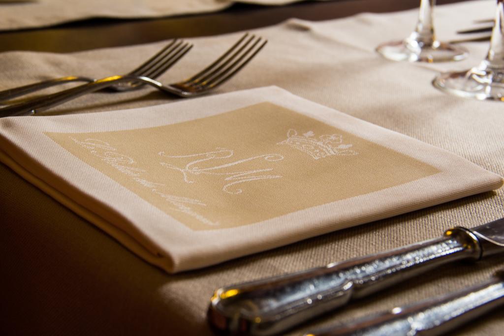 Le Relais Du Marquis Hotel Ittre Buitenkant foto