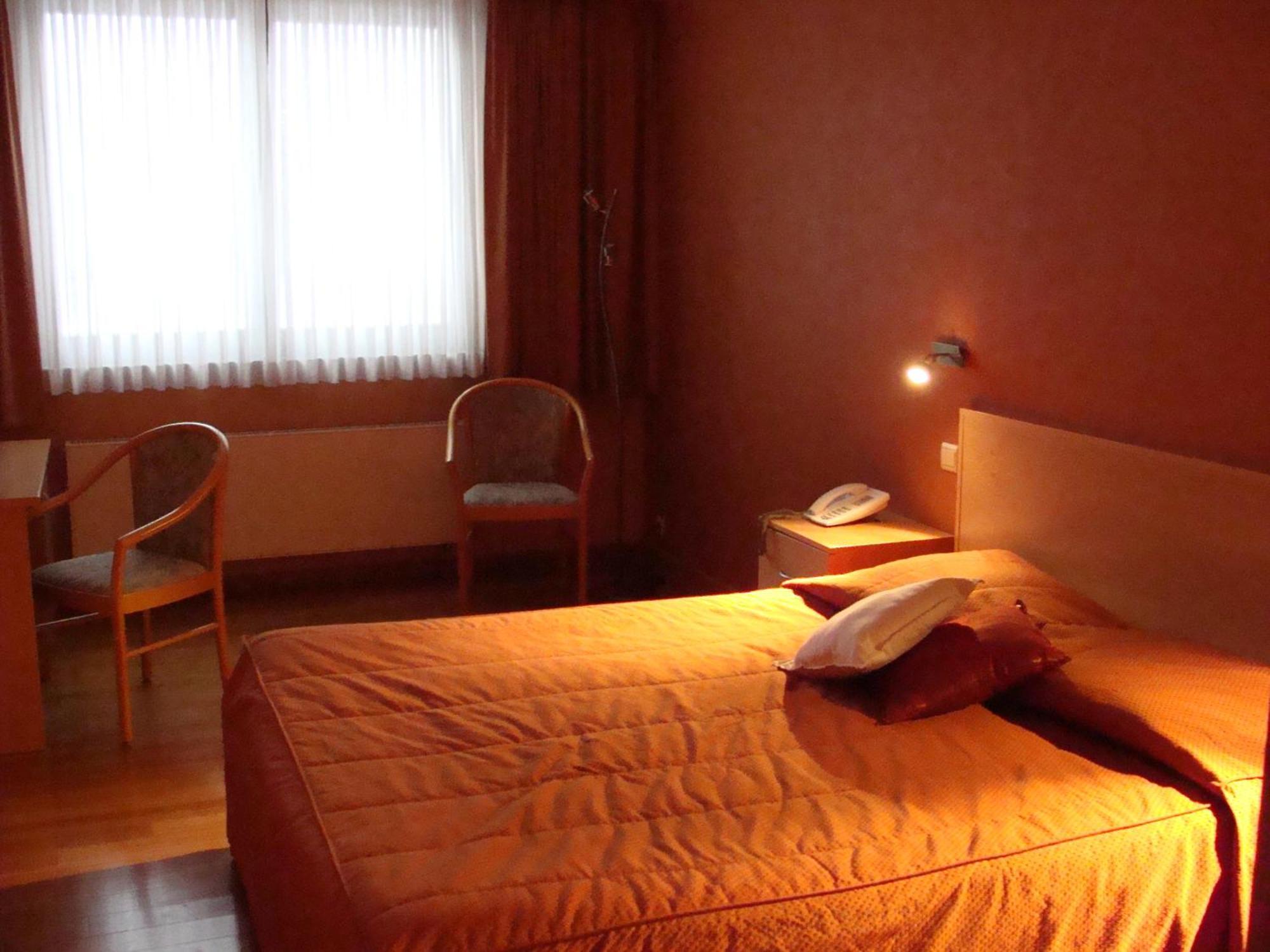 Le Relais Du Marquis Hotel Ittre Buitenkant foto