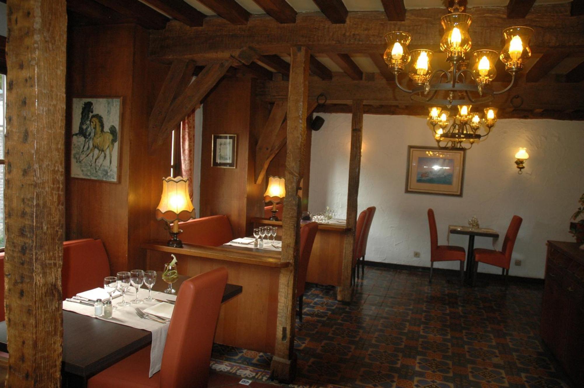 Le Relais Du Marquis Hotel Ittre Kamer foto