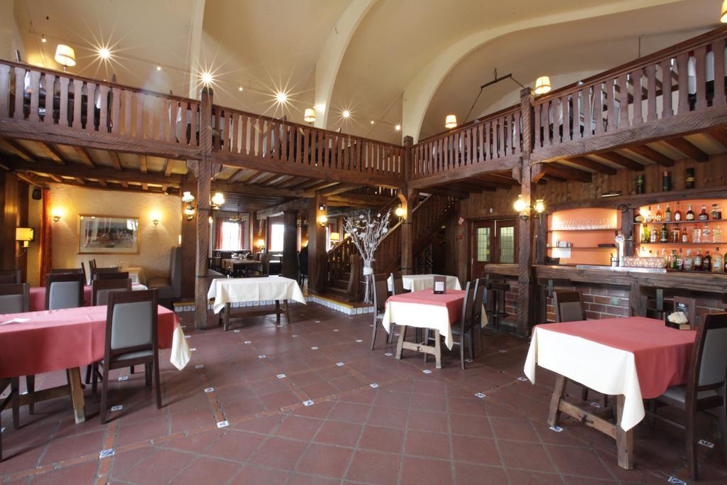Le Relais Du Marquis Hotel Ittre Buitenkant foto