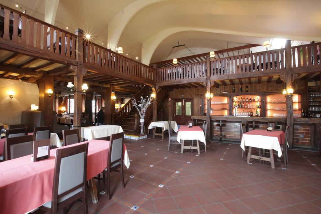 Le Relais Du Marquis Hotel Ittre Buitenkant foto
