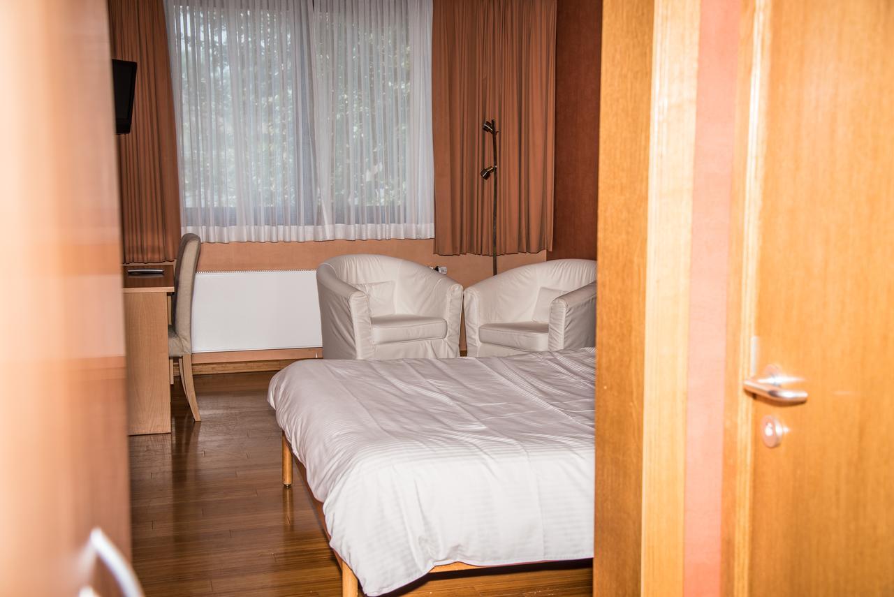 Le Relais Du Marquis Hotel Ittre Buitenkant foto