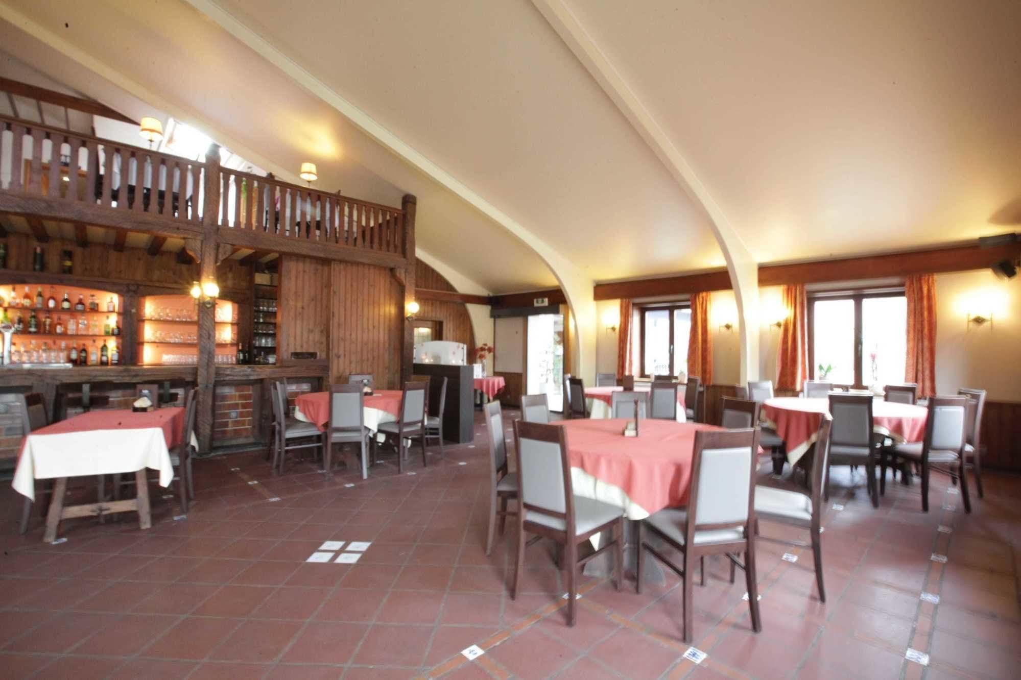Le Relais Du Marquis Hotel Ittre Buitenkant foto